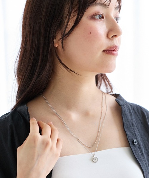 LAVEANGE(ラビアンジェ)の「コイン×パール2連マグネットネックレス(ネックレス・レディース・ゴールド/シルバー・F)」の17枚目の写真