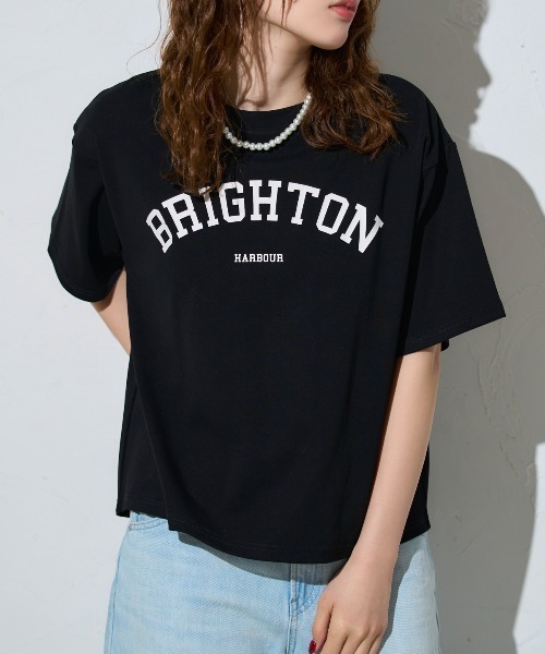 TRIANGLE PALETTE(トライアングルパレット)の「五分袖 アーチロゴ ワイドTシャツ / スーパーストレッチ 半袖T(Tシャツ/カットソー・レディース・ホワイト/グレイッシュベージュ/ブラック/ホワイト系その他・FREE)」の7枚目の写真