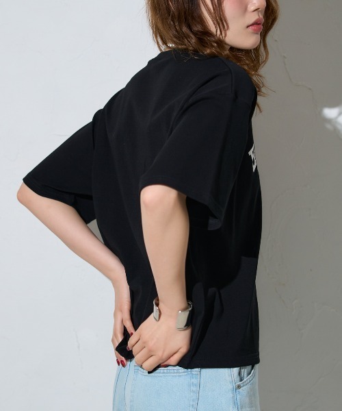 TRIANGLE PALETTE(トライアングルパレット)の「五分袖 アーチロゴ ワイドTシャツ / スーパーストレッチ 半袖T(Tシャツ/カットソー・レディース・ホワイト/グレイッシュベージュ/ブラック/ホワイト系その他・FREE)」の8枚目の写真