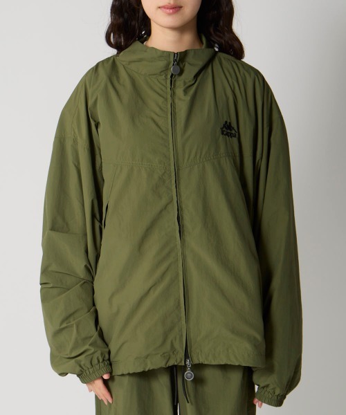 Kappa(カッパ)の「【Kappa/カッパ】バンダナイロントラックジャケット ユニセックス(ナイロンジャケット・メンズ・カーキ/ブラック・MEDIUM/SMALL/LARGE)」の11枚目の写真