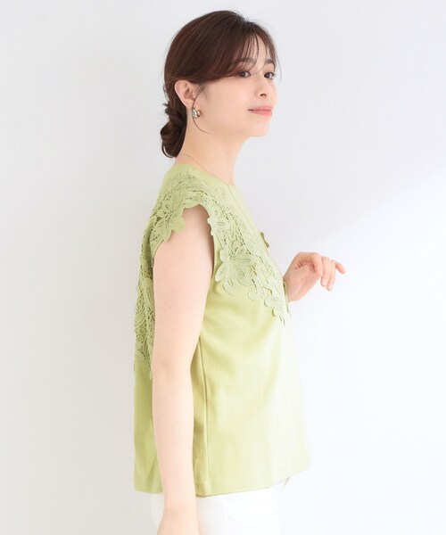 SHOO・LA・RUE(シューラルー)の「【S-LL/洗濯機可】女性らしさ溢れるモチーフレース スムースTシャツ(Tシャツ/カットソー・レディース・ライトグリーン/ホワイト/チャコールグレー・04/03/02/01)」の12枚目の写真
