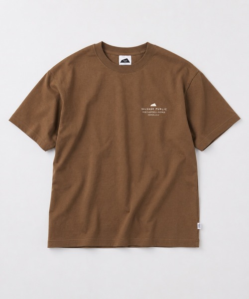 SALVAGE PUBLIC（サルベージパブリック）の「SALVAGE PUBLIC / サルベージパブリック 別注 CAMPBELL AVE CTN Tシャツ（Tシャツ/カットソー・メンズ・チョコ・LARGE/MEDIUM）」の2枚目の写真