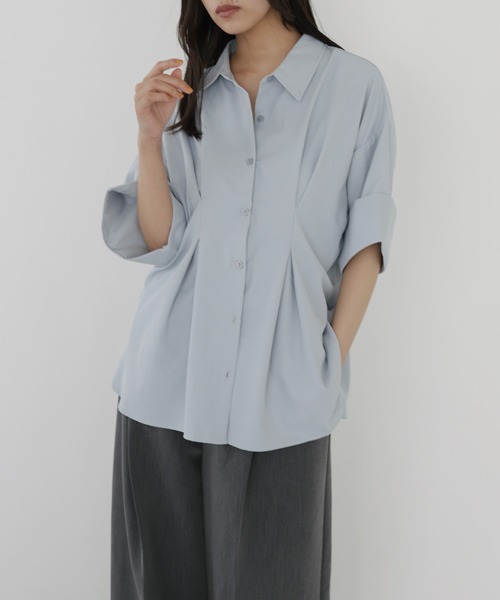 hellam(へラム)の「ウエストタックハーフスリーブシャツ(シャツ/ブラウス・レディース・チャコール/イエロー/ブルー/アイボリー/ブラウン・FREE)」の6枚目の写真