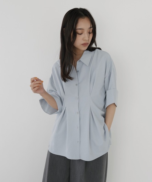 hellam(へラム)の「ウエストタックハーフスリーブシャツ(シャツ/ブラウス・レディース・チャコール/イエロー/ブルー/アイボリー/ブラウン・FREE)」の9枚目の写真
