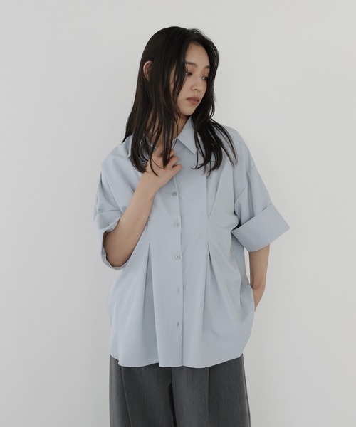 hellam(へラム)の「ウエストタックハーフスリーブシャツ(シャツ/ブラウス・レディース・チャコール/イエロー/ブルー/アイボリー/ブラウン・FREE)」の12枚目の写真
