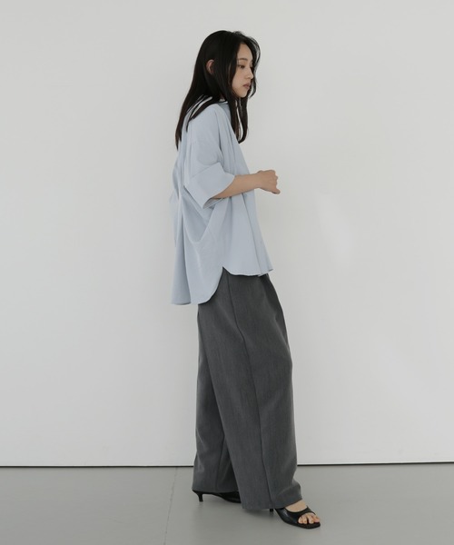 hellam(へラム)の「ウエストタックハーフスリーブシャツ(シャツ/ブラウス・レディース・チャコール/イエロー/ブルー/アイボリー/ブラウン・FREE)」の13枚目の写真