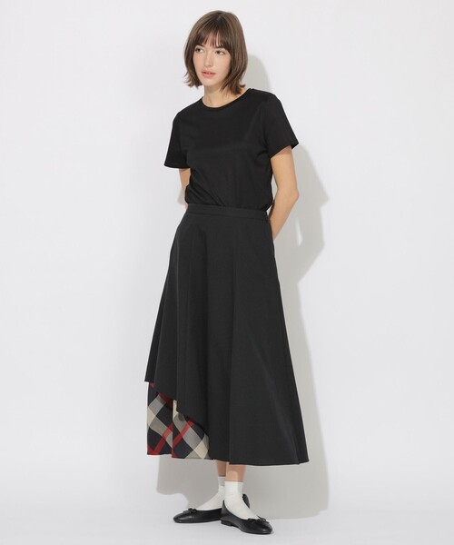 BLUE LABEL CRESTBRIDGE(ブルーレーベルクレストブリッジ)の「イレギュラーヘムフレアスカート(スカート・レディース・ブラック/ベージュ系その他・M)」の3枚目の写真