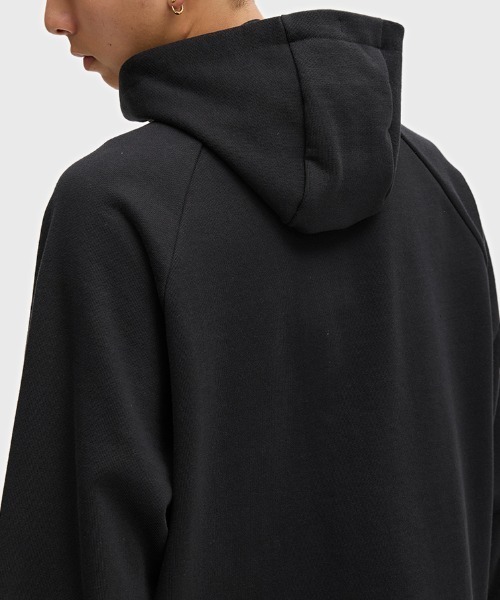 FRED PERRY（フレッドペリー）の「【先行予約受付中】Hooded Smock Sweatshirt／フードスモックスウェット（スウェット・メンズ・ブラック・S/M/L）」の11枚目の写真