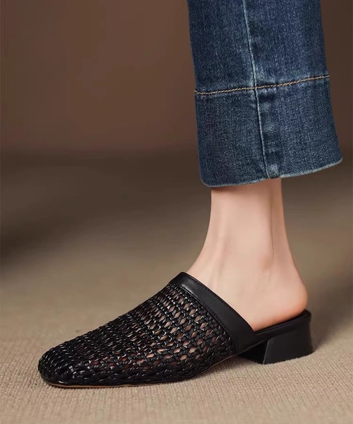 Lace Ladies(レースレディース)の「スクエアトゥ メッシュ 編み込み ミュール サンダル(サンダル・レディース・ブラック/アイボリー/ブラウン・23cm/23.5cm/24cm/24.5cm/25cm/22.5cm)」の4枚目の写真