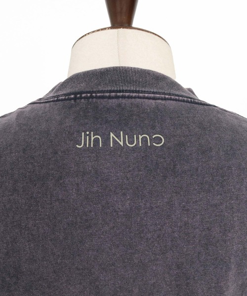 Jih Nunc(ジーヌンク)の「mlt5778-フェード加工ロゴプリントカットソー(JIH-R1225)(Tシャツ/カットソー・メンズ・ブラウン/チャコール/パープル・S/M/L)」の11枚目の写真