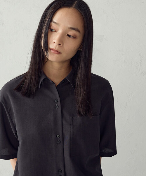 COMME CA ISM(コムサイズム)の「麻調ポリエステル クロップドシャツ(シャツ/ブラウス・レディース・サックスブルー/ベージュ/チャコール・FREE)」の14枚目の写真