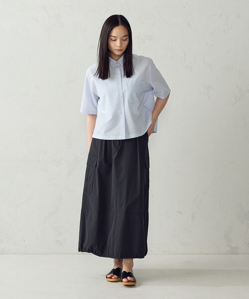 COMME CA ISM(コムサイズム)の「麻調ポリエステル クロップドシャツ(シャツ/ブラウス・レディース・サックスブルー/ベージュ/チャコール・FREE)」の15枚目の写真
