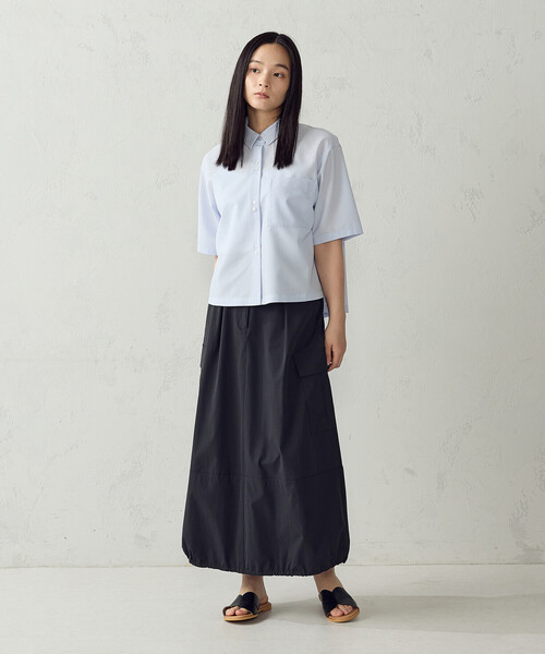 COMME CA ISM(コムサイズム)の「麻調ポリエステル クロップドシャツ(シャツ/ブラウス・レディース・サックスブルー/ベージュ/チャコール・FREE)」の17枚目の写真