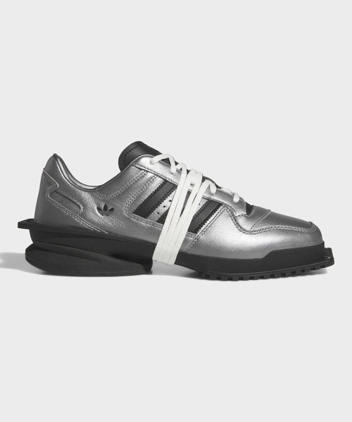 adidas(アディダス)の「フォーラム SQ W / アディダスオリジナルス adidas Originals(スニーカー・レディース・グレー・22.5cm/23.5cm/24.5cm/25.5cm/26.5cm/27.5cm/23.0cm/24.0cm/25.0cm/26.0cm/27.0cm/28.0cm/22.0cm)」の1枚目の写真