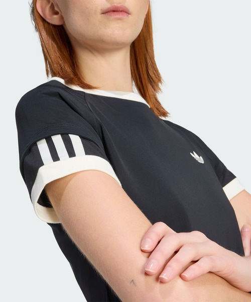 adidas(アディダス)の「ダブルレイヤー カリ Tシャツ / アディダスオリジナルス adidas Originals(Tシャツ/カットソー・レディース・ブラック・XX-LARGE/LARGE/MEDIUM/SMALL/X-LARGE)」の4枚目の写真