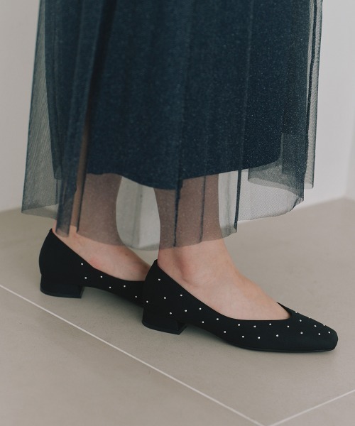 kaene(カエン)の「リトルスタッズパンプス(パンプス・レディース・ブラック/ライトベージュ・23.5cm/24.5cm/23.0cm/24.0cm)」の10枚目の写真