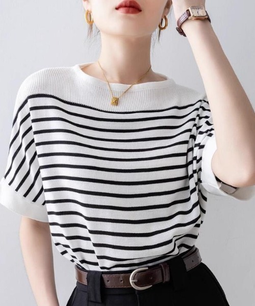 semplice（センプリチェ）の「Ｔシャツ【韓国ファッション】（Tシャツ/カットソー・レディース・ホワイト/ブラック/ベージュ・F）」の13枚目の写真
