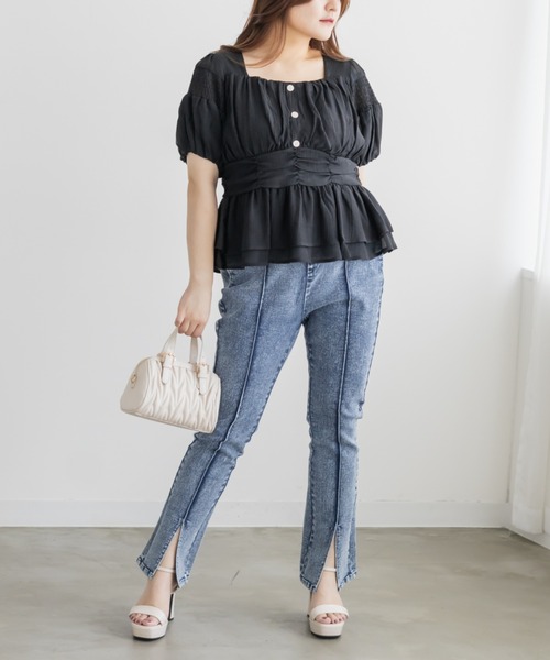 CLETTE(クレット)の「シャーリングペプラムブラウス(シャツ/ブラウス・レディース・アイボリー/ブラック/ブルー・LL/4L/3L)」の20枚目の写真