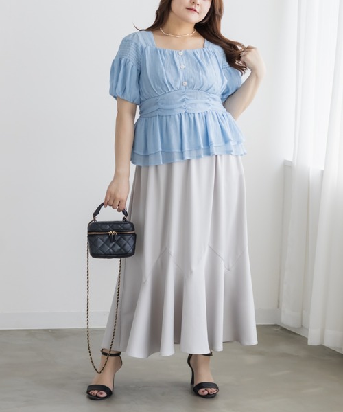 CLETTE(クレット)の「シャーリングペプラムブラウス(シャツ/ブラウス・レディース・アイボリー/ブラック/ブルー・LL/4L/3L)」の17枚目の写真