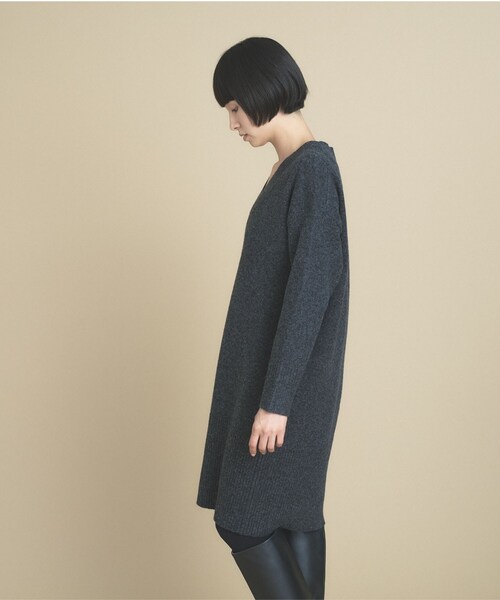 cloenc(クロエンス)の「【2WAY】Vネックニットワンピース(ワンピース・レディース・チャコール/ベージュ系8/グレー系4・02)」の10枚目の写真