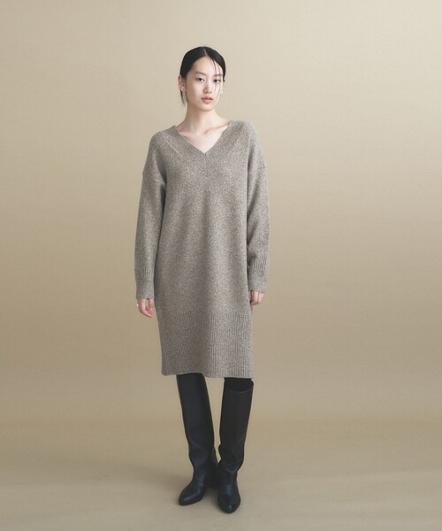 cloenc(クロエンス)の「【2WAY】Vネックニットワンピース(ワンピース・レディース・チャコール/ベージュ系8/グレー系4・02)」の13枚目の写真