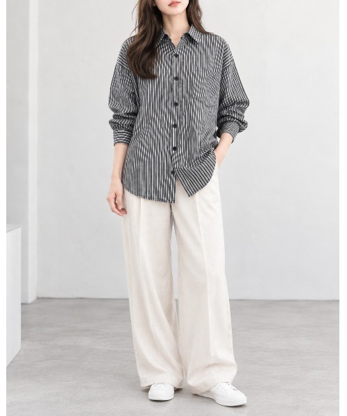 FAZVY(ファズビー)の「羽織って決まる ロングスリーブストライプシャツ(シャツ/ブラウス・レディース・グレー・L/M/S)」の3枚目の写真