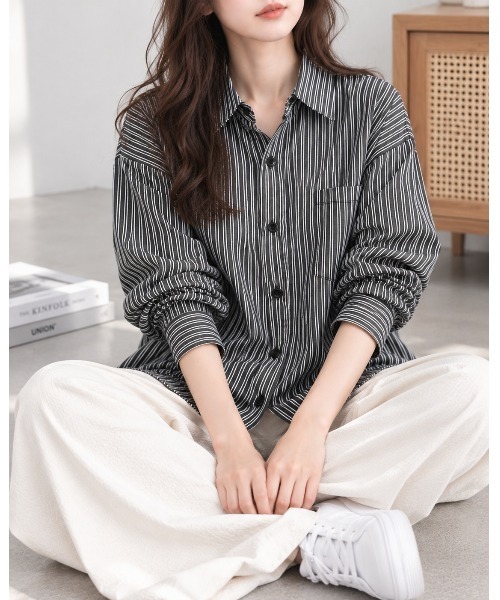 FAZVY(ファズビー)の「羽織って決まる ロングスリーブストライプシャツ(シャツ/ブラウス・レディース・グレー・L/M/S)」の13枚目の写真