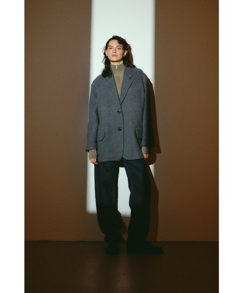 RIM.ARK(リムアーク)の「【26FW OUTER PRE ORDER】Oversized wool tailored CT(オーバーサイズド ウール テーラード コート)(テーラードジャケット・レディース・ブラウン/ブラック/トップグレー・36/38)」の2枚目の写真