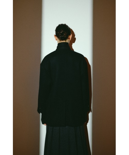 RIM.ARK(リムアーク)の「【26FW OUTER PRE ORDER】Oversized wool tailored CT(オーバーサイズド ウール テーラード コート)(テーラードジャケット・レディース・ブラウン/ブラック/トップグレー・36/38)」の5枚目の写真