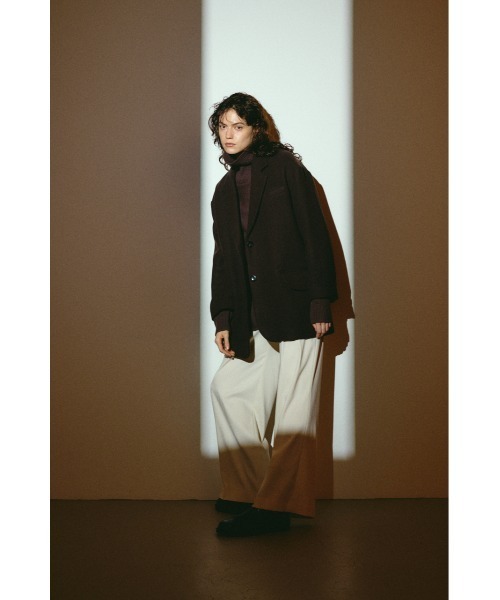 RIM.ARK(リムアーク)の「【26FW OUTER PRE ORDER】Oversized wool tailored CT(オーバーサイズド ウール テーラード コート)(テーラードジャケット・レディース・ブラウン/ブラック/トップグレー・36/38)」の17枚目の写真