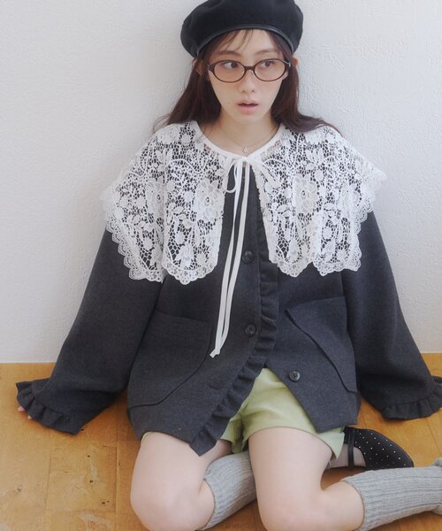 DISCOAT(ディスコート)の「【umm.】レース衿付きフリルウールライクコート(その他アウター・レディース・ブラウン/チャコールグレー/サックスブルー・FREE)」の4枚目の写真