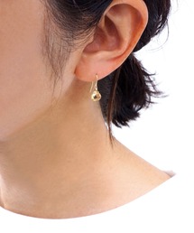 anq.（アンク）の「「anq.」ステンレス316L/K14GF・天然石マロンピアス（ピアス（両耳用））」