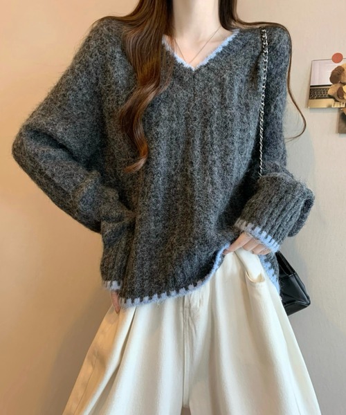 LUCPY(ラクピー)の「配色トリムVネックシャギーニット(ニット/セーター・レディース・ネイビー/グレー/ホワイト・FREE)」の2枚目の写真