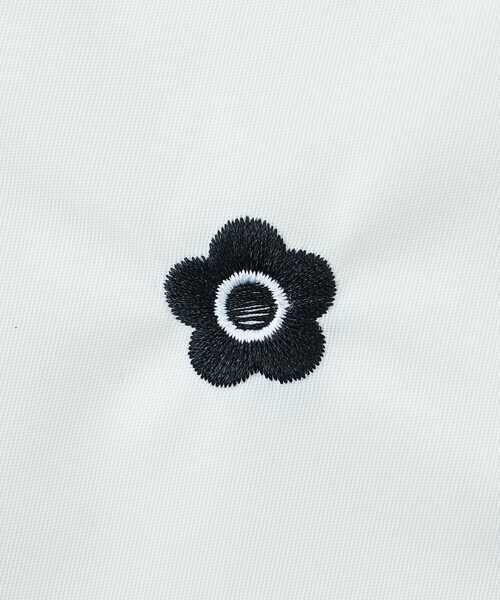 FREAK'S STORE(フリークスストア)の「MARY QUANT × THEATRE PRODUCTS × PUBLUX/マリークワント ×シアタープロダクツ 別注 FLOWER EMBROIDERY BAG/フラワーモチーフ 刺繍 巾着 ショルダーバッグ(ショルダーバッグ・レディース・ナチュラル/ブラック/チャコールグレー・ONE SIZE)」の19枚目の写真