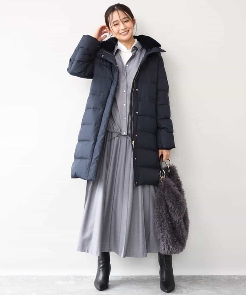 MK MICHEL KLEIN（エムケーミッシェルクラン）の「[撥水/リサイクルダウン]ベーシックタフタロングダウンコート（ダウンジャケット/コート・レディース・ネイビー/アイボリー/ブラック/モカ・40/38）」の7枚目の写真