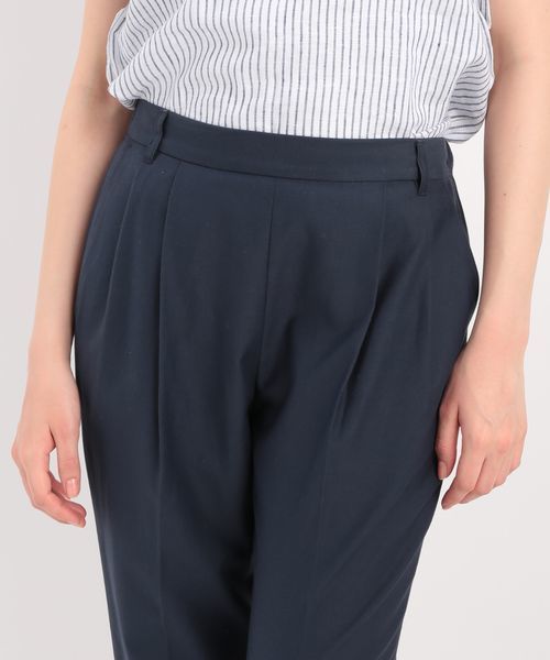 VIS（ビス）の「【with6月号掲載】【Wrinkle Air】テーパードパンツ（その他パンツ・レディース・ネイビー/ブラック/オリーブ/ホワイト・MEDIUM/SMALL）」の7枚目の写真