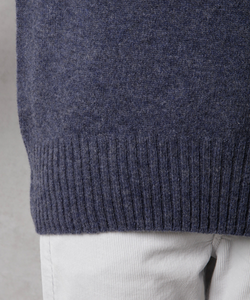 DouDou（ドゥドゥ）の「袖ボリュームプルオーバーニット（ニット/セーター・レディース・ネイビー/オフホワイト/グレー/キャメル/イエロー・FREE）」の11枚目の写真