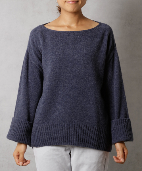 DouDou（ドゥドゥ）の「袖ボリュームプルオーバーニット（ニット/セーター・レディース・ネイビー/オフホワイト/グレー/キャメル/イエロー・FREE）」の13枚目の写真