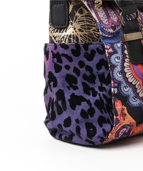 Desigual（デシグアル）の「「Desigual/デシグアル」バッグ（ショルダーバッグ・レディース・ブラック・ONE SIZE）」の10枚目の写真