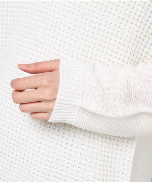 VENCEEXCHANGE（ヴァンスエクスチェンジ）の「アクリルワッフル編みVネックニット       （ニット/セーター・レディース・ネイビー/オフホワイト/ダークグリーン/ブラック・MEDIUM）」の16枚目の写真