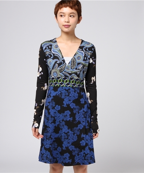 Desigual（デシグアル）の「「Desigual/デシグアル」ワンピース（ワンピース・レディース・ブラック・SMALL/LARGE/MEDIUM/X-LARGE）」の2枚目の写真