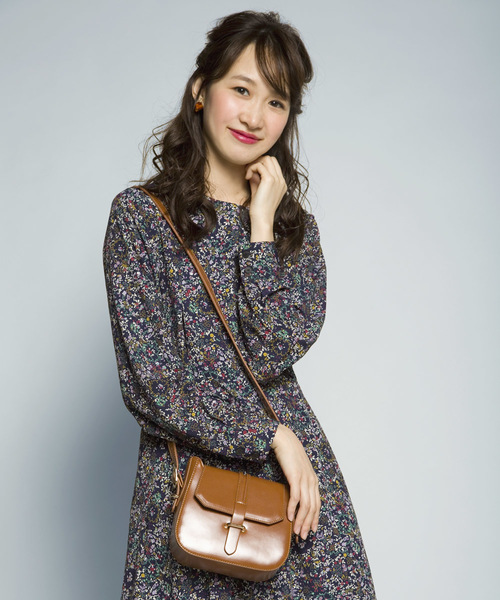 PLAIN CLOTHING(プレーンクロージング)の「フロントベルトショルダーバッグ【PLAIN CLOTHING】(ショルダーバッグ・レディース・キャメル/ブラウン/ブラック・FREE)」の18枚目の写真