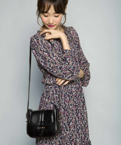 PLAIN CLOTHING(プレーンクロージング)の「フロントベルトショルダーバッグ【PLAIN CLOTHING】(ショルダーバッグ・レディース・キャメル/ブラウン/ブラック・FREE)」の20枚目の写真