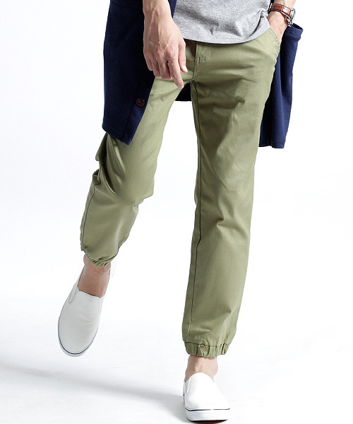 MONO-MART(モノマート)の「ストレッチテーパードジョガーパンツ デニム/チノ(デニムパンツ・メンズ・キャメル/チャコール/インディゴブルー/カーキ/ブルー/ブラック・L/M/XL)」の3枚目の写真