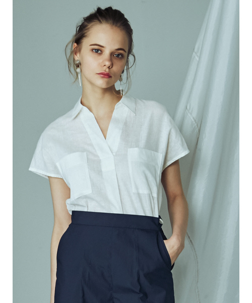 MYSELF ABAHOUSE（マイセルフアバハウス）の「コットンリネン抜き襟シャツ（シャツ/ブラウス・レディース・オフホワイト/ベージュ/カーキ・FREE）」の4枚目の写真