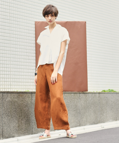 MYSELF ABAHOUSE（マイセルフアバハウス）の「コットンリネン抜き襟シャツ（シャツ/ブラウス・レディース・オフホワイト/ベージュ/カーキ・FREE）」の14枚目の写真