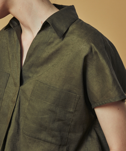 MYSELF ABAHOUSE（マイセルフアバハウス）の「コットンリネン抜き襟シャツ（シャツ/ブラウス・レディース・オフホワイト/ベージュ/カーキ・FREE）」の9枚目の写真