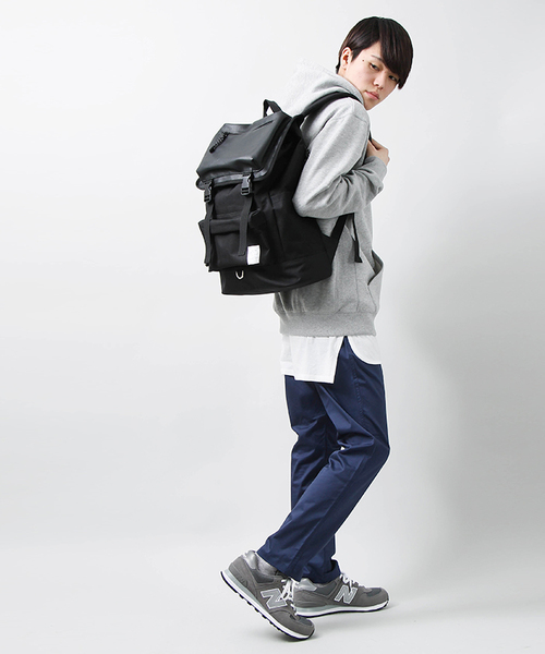 WEGO（ウィゴー）の「WEGO/フェイクレザーコンビフラップリュック（バックパック/リュック・メンズ・ブラック/その他1・FREE）」の4枚目の写真