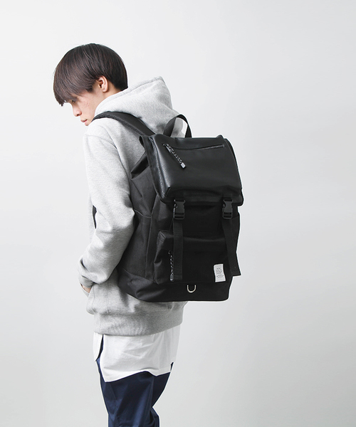 WEGO（ウィゴー）の「WEGO/フェイクレザーコンビフラップリュック（バックパック/リュック・メンズ・ブラック/その他1・FREE）」の5枚目の写真