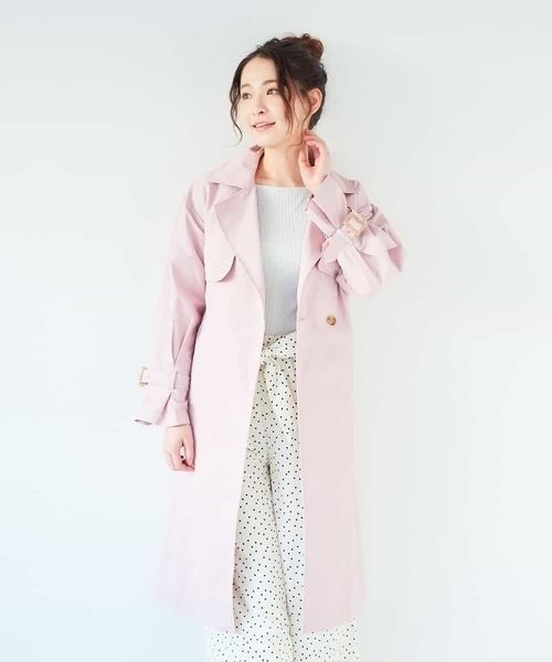 a.v.v（アーヴェヴェ）の「キャンディースリーブトレンチコート[WEB限定サイズ]（トレンチコート・レディース・ライトピンク/ベージュ・42/38/36/40/34）」の2枚目の写真